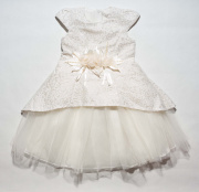 Платье нежно-кремовое 