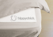 Простыня Hippychick двухсторонняя непромокаемая (белый/100% хлопок + полиуретан)