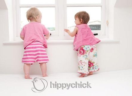 Простыня Hippychick двухсторонняя непромокаемая 